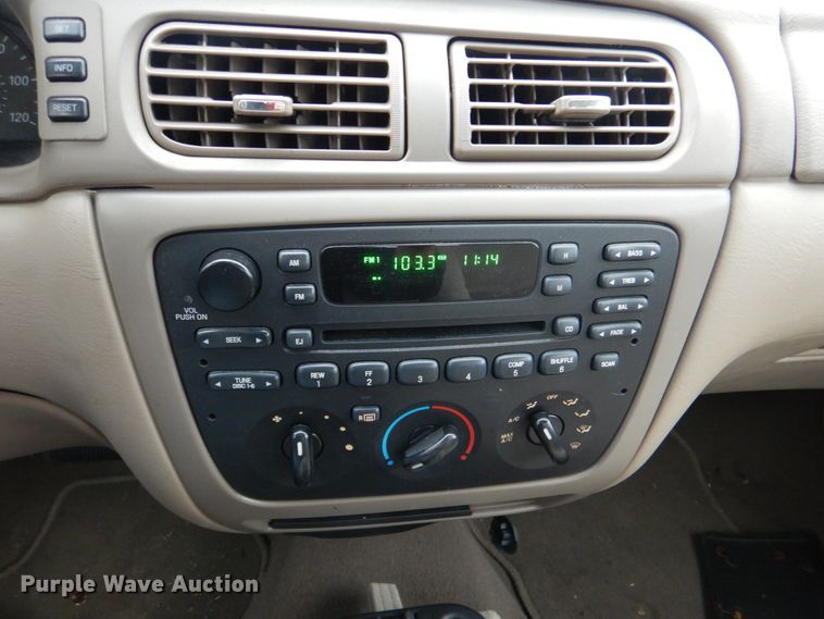 image for item KE9430 2004 Ford Taurus SES