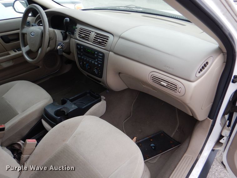 image for item KE9430 2004 Ford Taurus SES