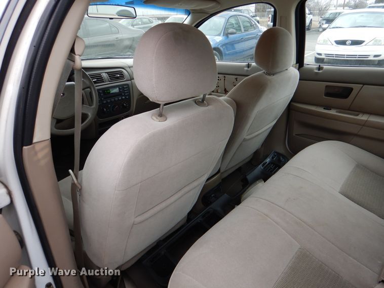 image for item KE9430 2004 Ford Taurus SES