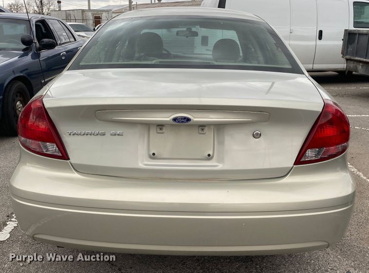 image for item KE9431 2006 Ford Taurus SE