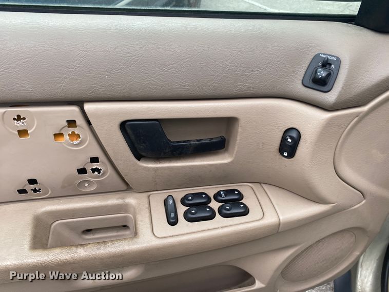 image for item KE9431 2006 Ford Taurus SE