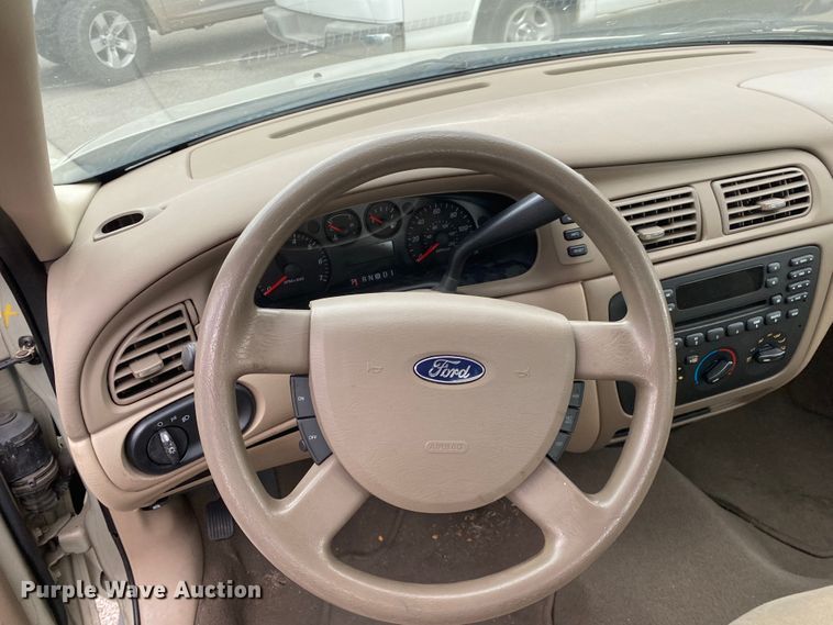 image for item KE9431 2006 Ford Taurus SE