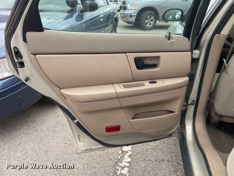 image for item KE9431 2006 Ford Taurus SE