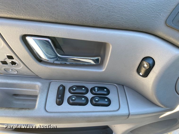image for item KE9433 2003 Ford Taurus LX