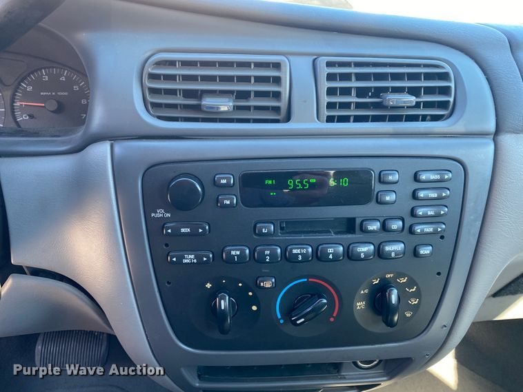 image for item KE9433 2003 Ford Taurus LX