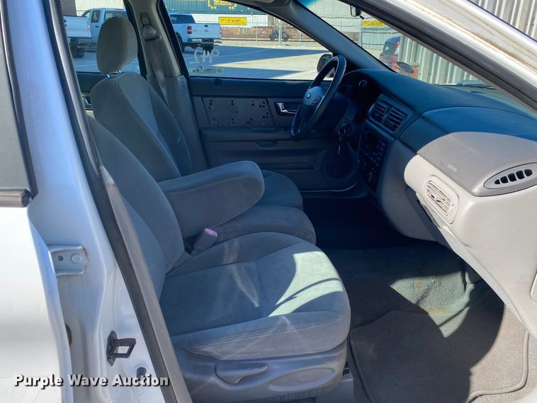image for item KE9433 2003 Ford Taurus LX