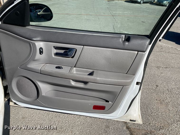 image for item KE9433 2003 Ford Taurus LX