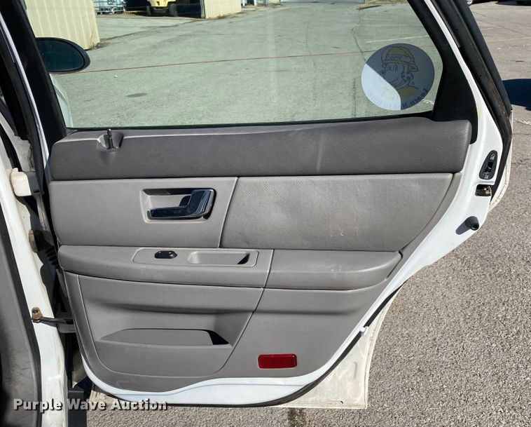 image for item KE9433 2003 Ford Taurus LX