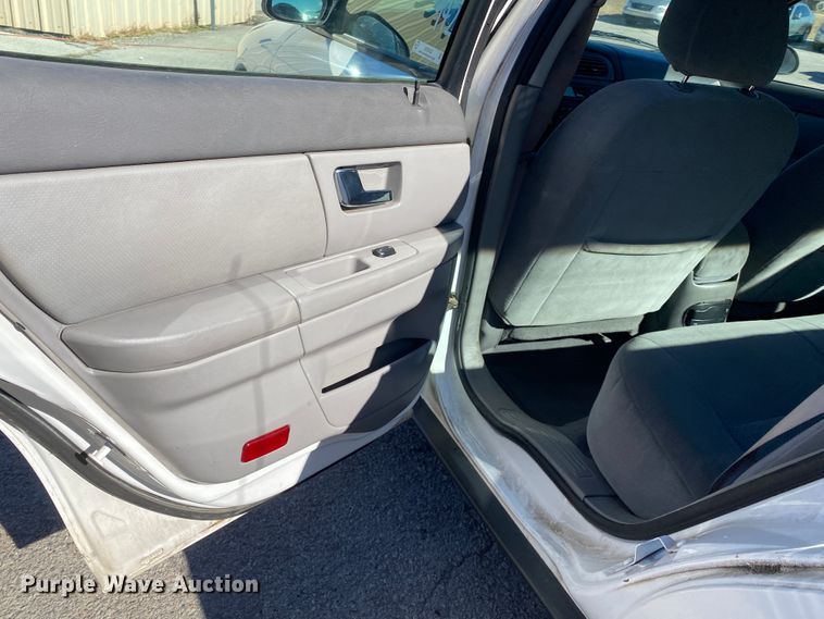 image for item KE9433 2003 Ford Taurus LX