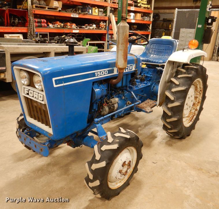 image for item KG9946 Ford 1500  MFWD tractor