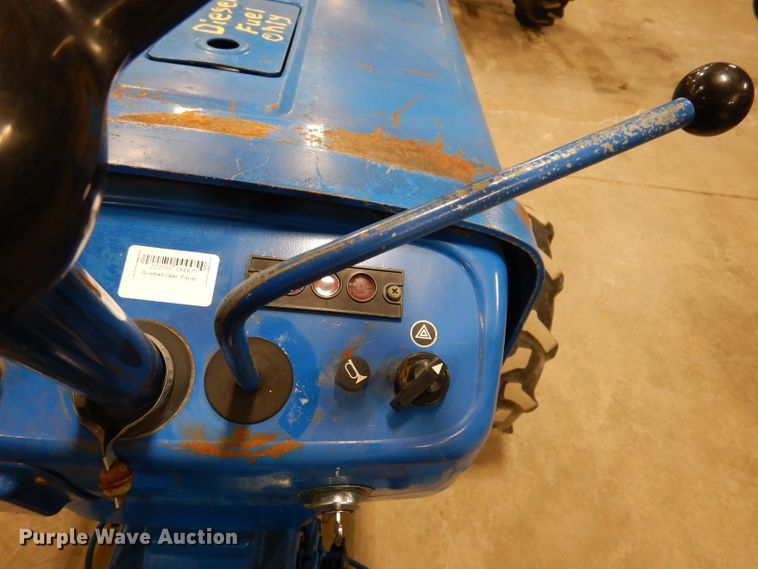 image for item KG9946 Ford 1500  MFWD tractor