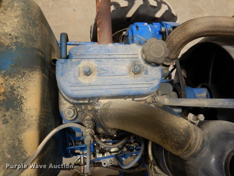 image for item KG9946 Ford 1500  MFWD tractor