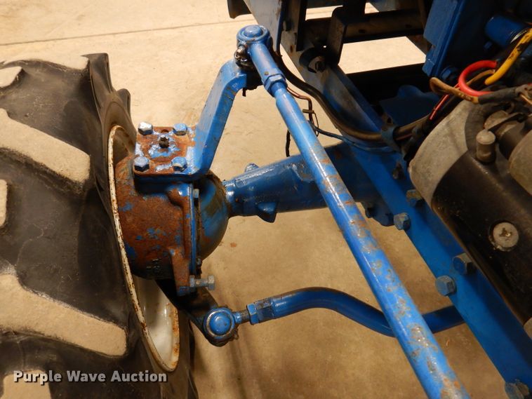 image for item KG9946 Ford 1500  MFWD tractor