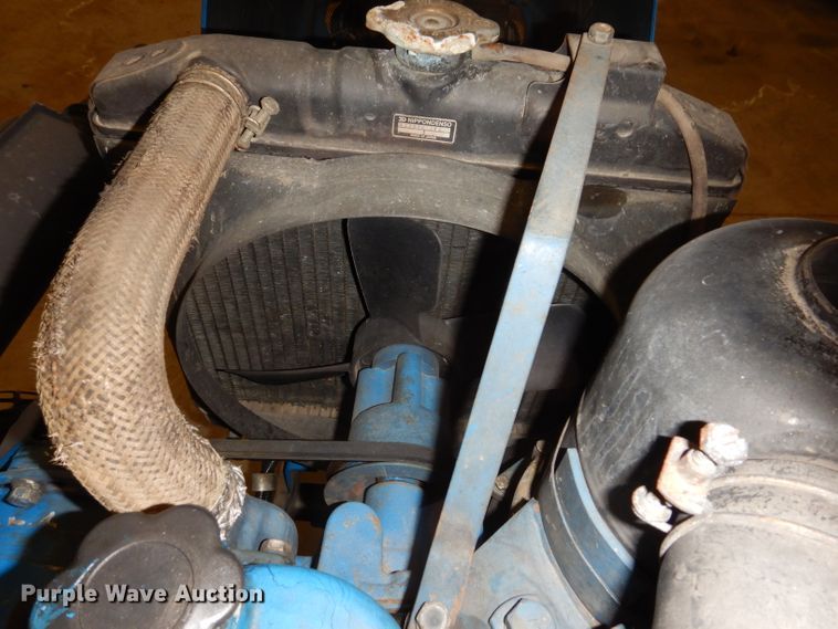 image for item KG9947 Ford 1500  MFWD tractor