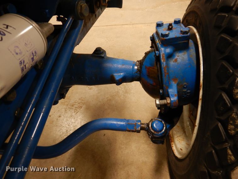 image for item KG9947 Ford 1500  MFWD tractor