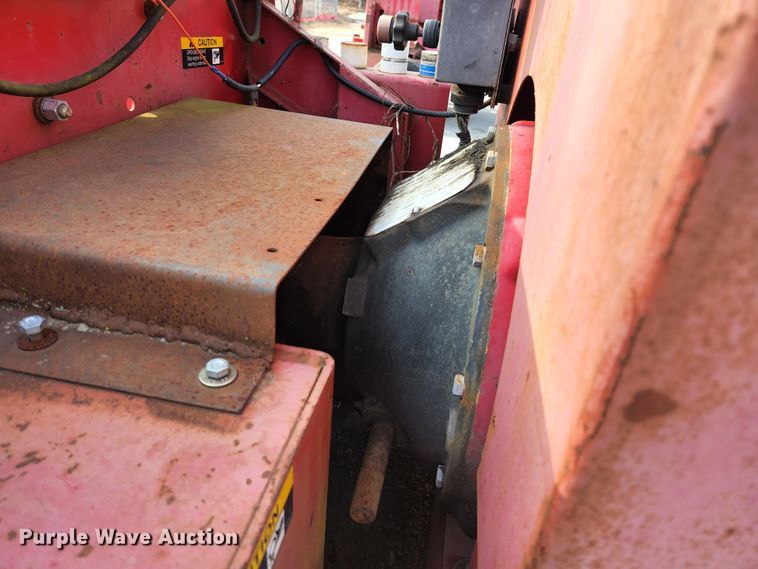 image for item KH9700 2009 Giant-vac TM6600JDTB-HW  leaf vacuum