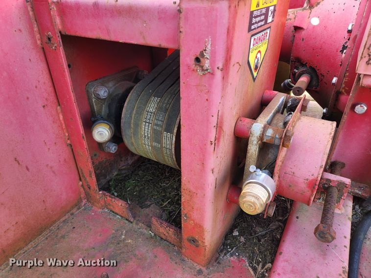 image for item KH9701 2007 Giant-vac TM6600JDTB-HW  leaf vacuum