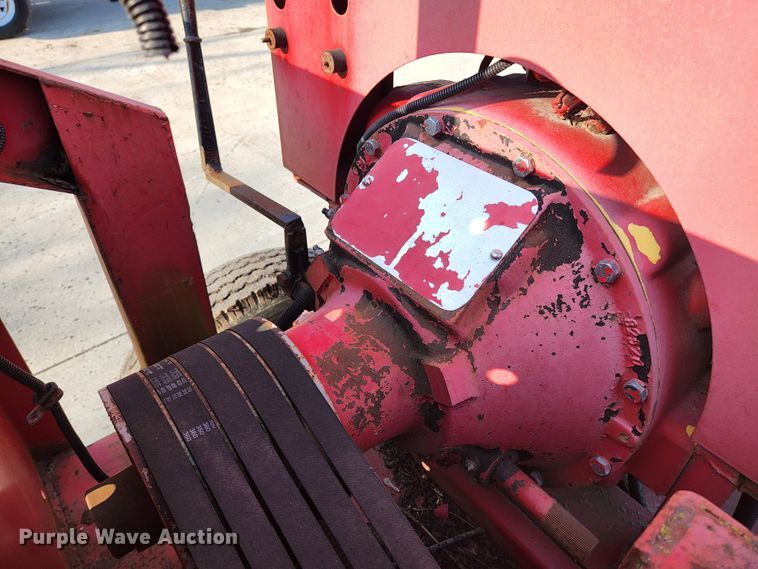 image for item KH9701 2007 Giant-vac TM6600JDTB-HW  leaf vacuum