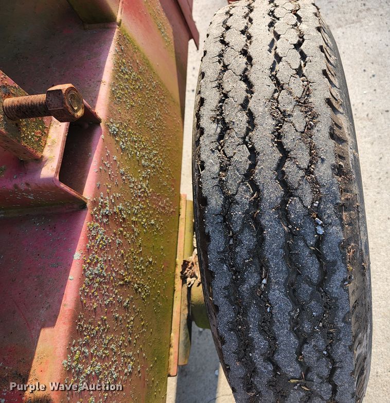 image for item KH9701 2007 Giant-vac TM6600JDTB-HW  leaf vacuum