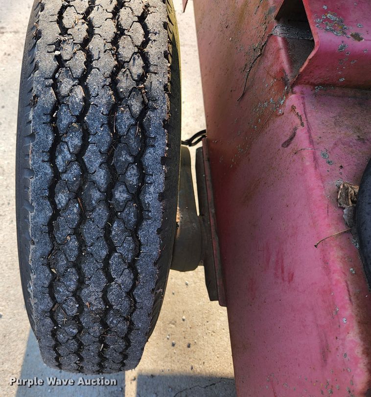 image for item KH9701 2007 Giant-vac TM6600JDTB-HW  leaf vacuum