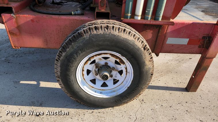 image for item KH9702 2009 Giant-vac TM6600JDTB-HW  leaf vacuum