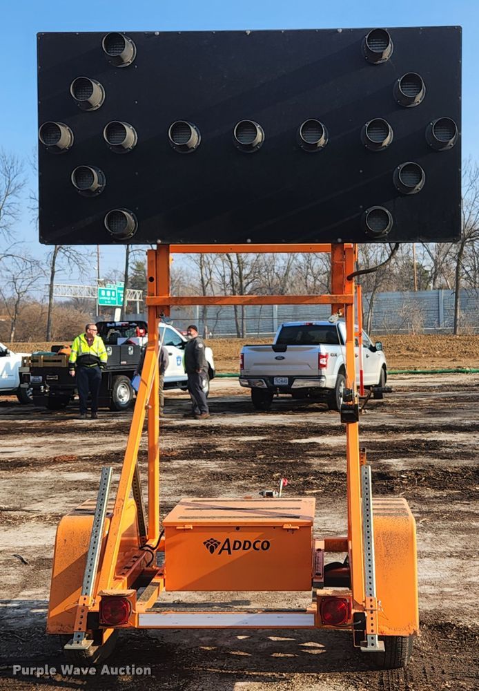 image for item KH9704 2008 Addco AB15  arrow board