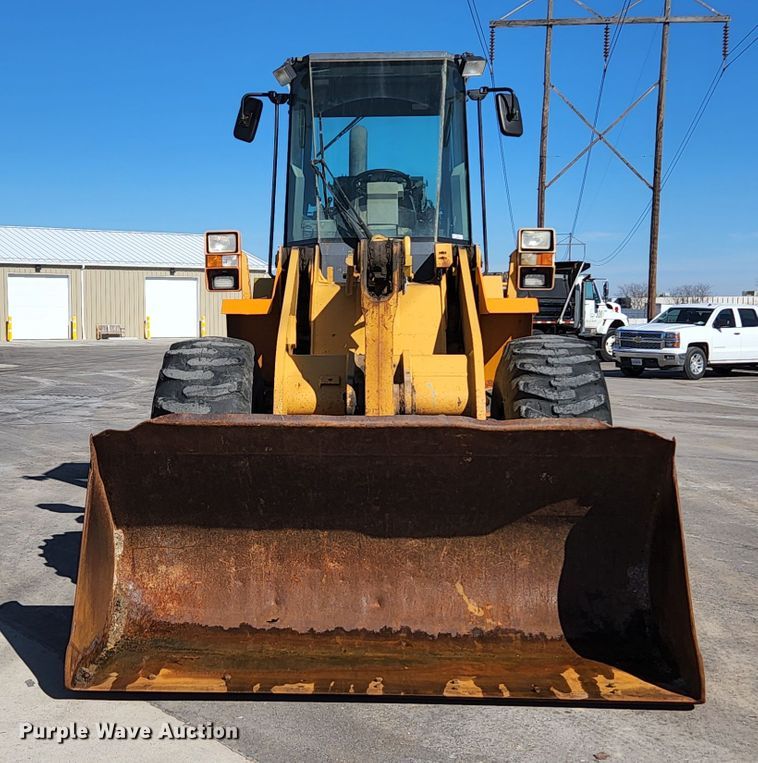 image for item KH9742 1999 Case 621B  wheel loader