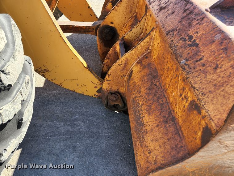 image for item KH9742 1999 Case 621B  wheel loader