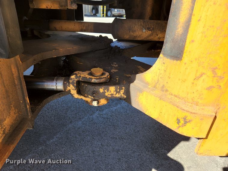 image for item KH9742 1999 Case 621B  wheel loader