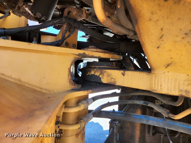 image for item KH9742 1999 Case 621B  wheel loader