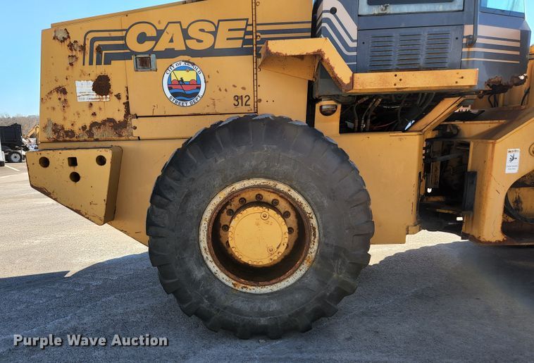 image for item KH9742 1999 Case 621B  wheel loader