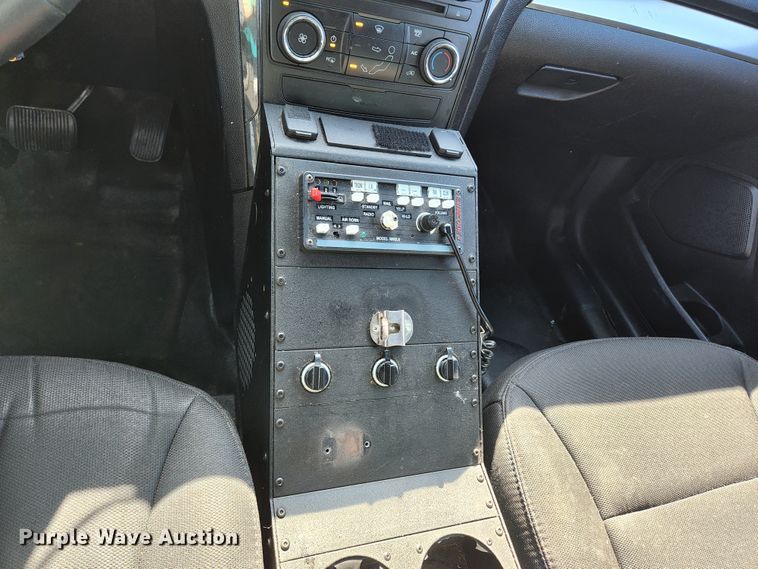 image for item KH9743 2017 Ford Explorer Police Interceptor  SUV