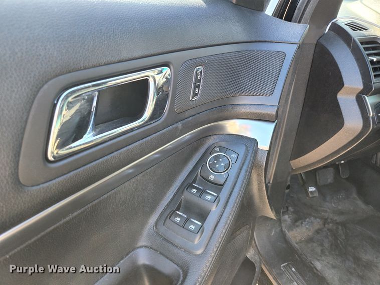 image for item KH9744 2016 Ford Explorer Police Interceptor  SUV