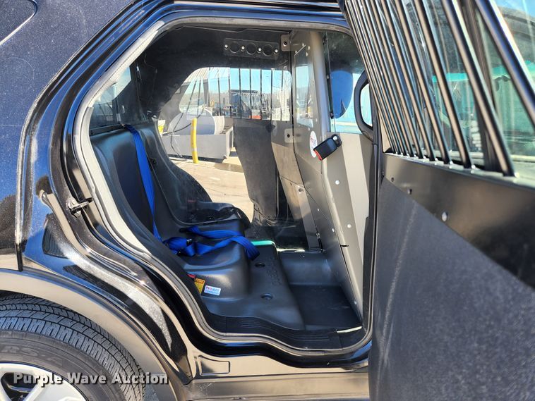 image for item KH9744 2016 Ford Explorer Police Interceptor  SUV