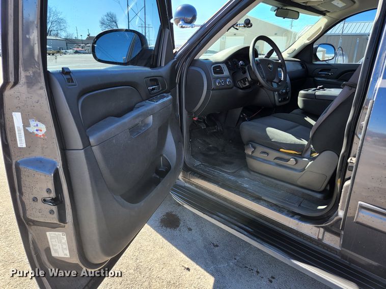 image for item KH9745 2010 Chevrolet Tahoe  SUV