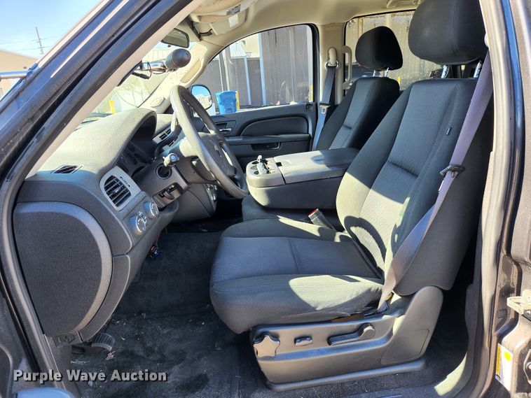 image for item KH9745 2010 Chevrolet Tahoe  SUV