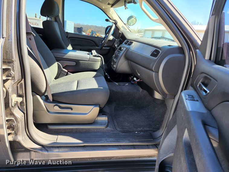 image for item KH9745 2010 Chevrolet Tahoe  SUV