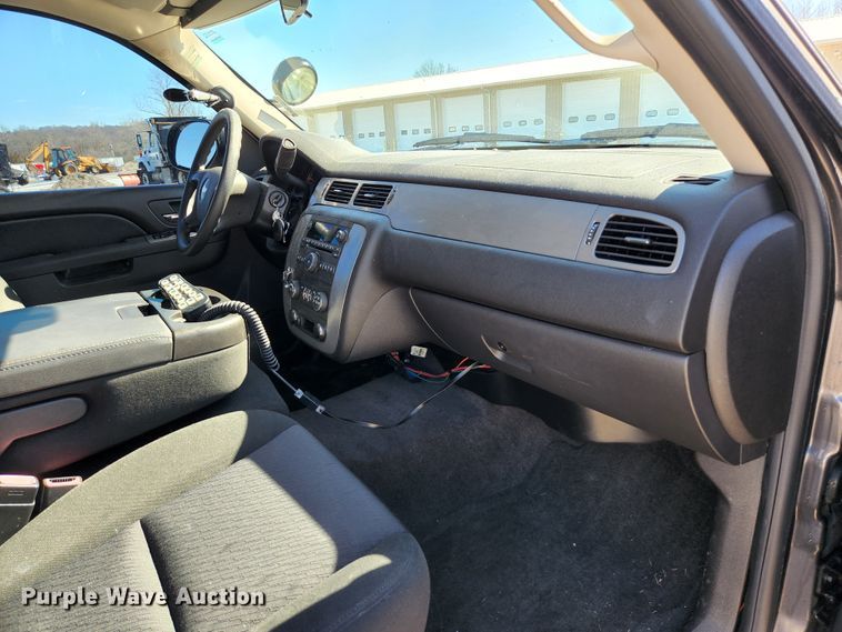 image for item KH9745 2010 Chevrolet Tahoe  SUV