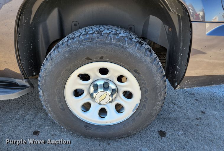 image for item KH9745 2010 Chevrolet Tahoe  SUV