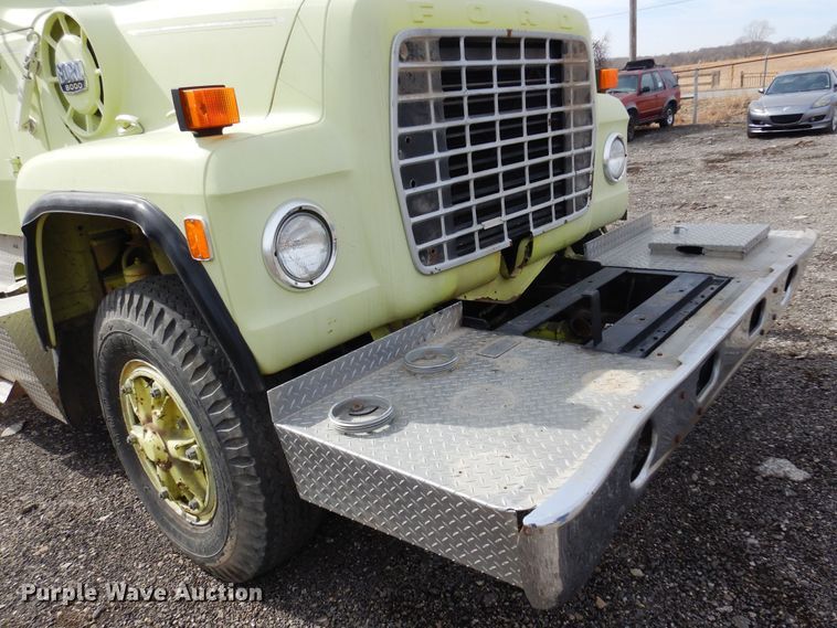 image for item KJ9577 1982 Ford L8000  pumper fire truck