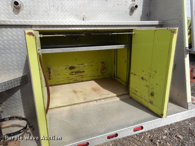 image for item KJ9577 1982 Ford L8000  pumper fire truck