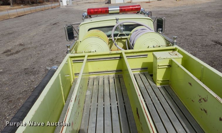 image for item KJ9577 1982 Ford L8000  pumper fire truck