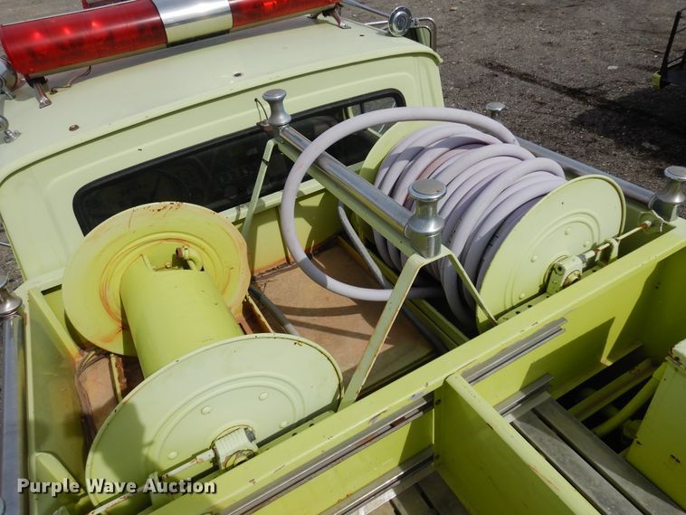 image for item KJ9577 1982 Ford L8000  pumper fire truck