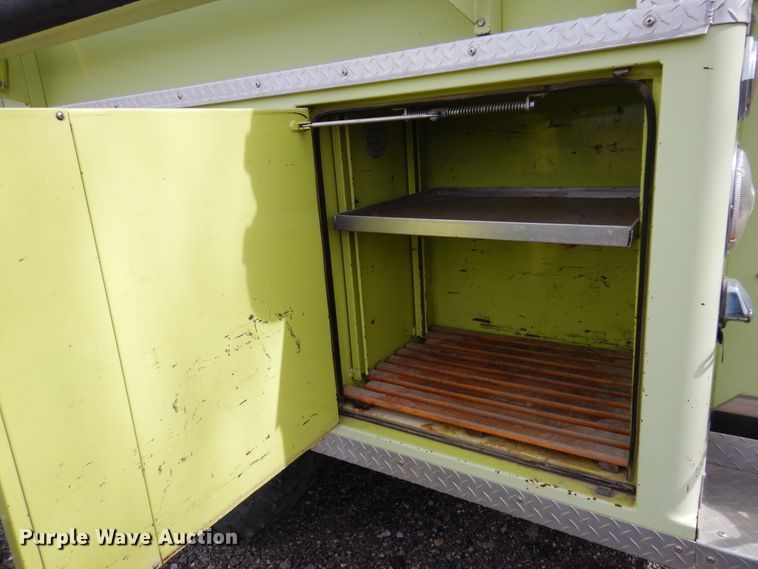 image for item KJ9577 1982 Ford L8000  pumper fire truck