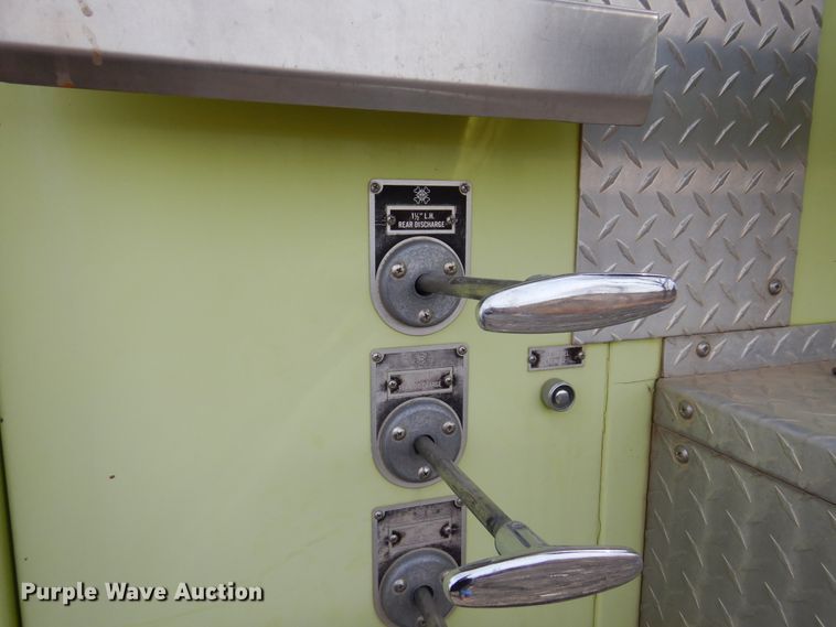 image for item KJ9577 1982 Ford L8000  pumper fire truck