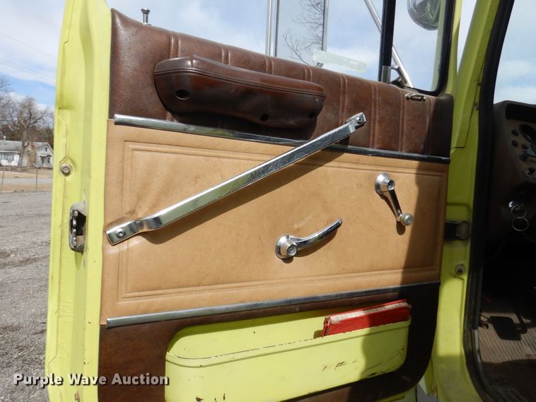 image for item KJ9577 1982 Ford L8000  pumper fire truck