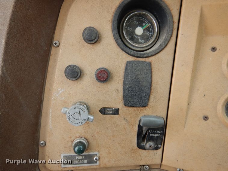 image for item KJ9577 1982 Ford L8000  pumper fire truck