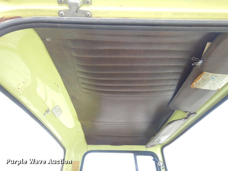 image for item KJ9577 1982 Ford L8000  pumper fire truck