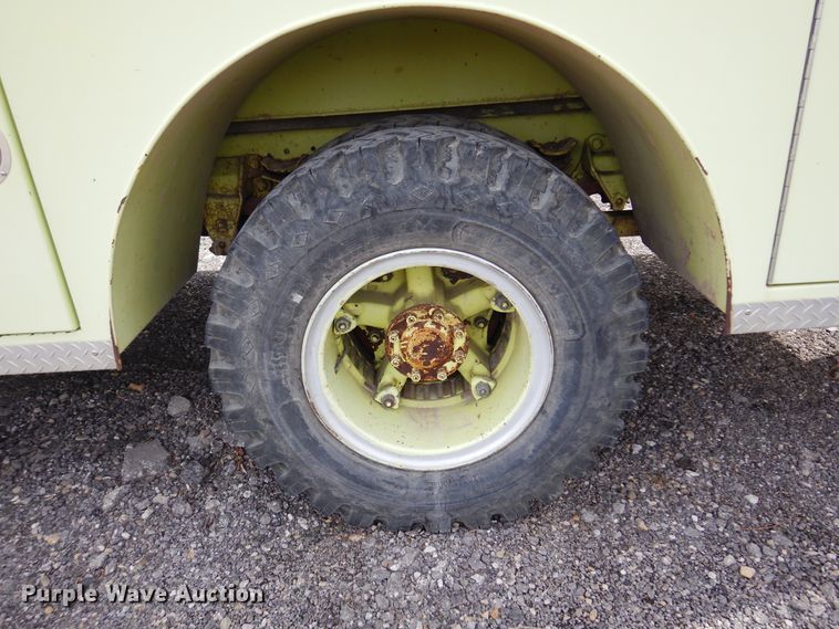 image for item KJ9577 1982 Ford L8000  pumper fire truck