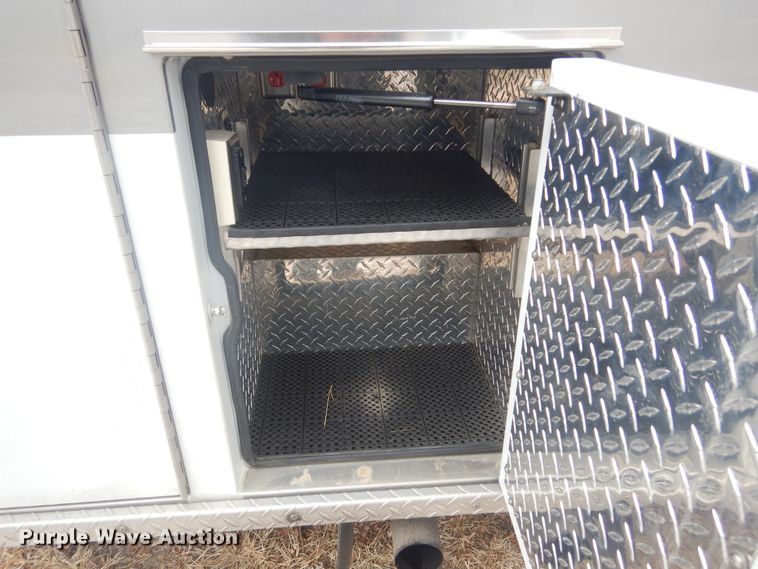 image for item MX9815 2006 Ford E450 Super Duty  ambulance